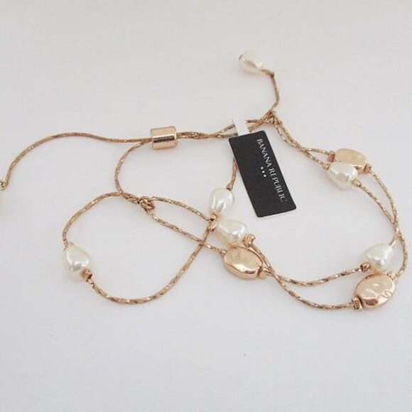 Banana Republic Gold Pearl Beaded Adjustable Bracelet with slide - Picture 3 of 7